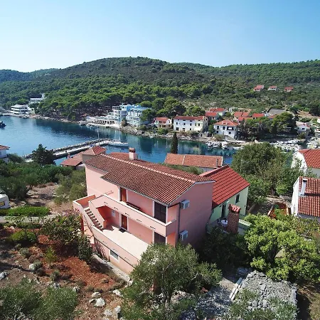 Apartment Apartments With Parking Space Bozava, Dugi Otok - 8124 Božava