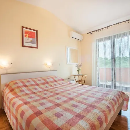 With Parking Space Bozava, Dugi Otok - 8124