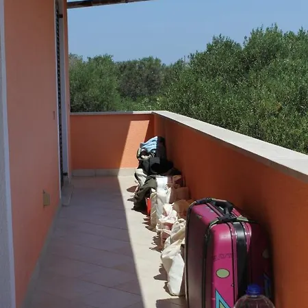 Apartman With A Parking Space Bozava, Dugi Otok - 8124 *